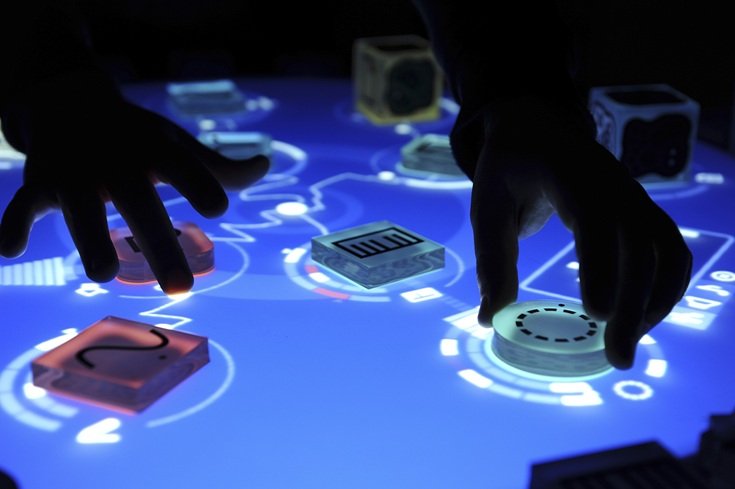 The Silent Design: How Interface Shapes the Way We Play